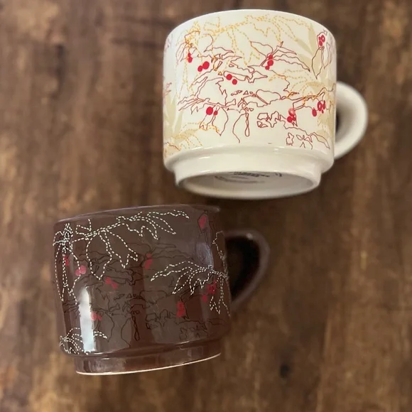 Starbucks 2009 Holiday Berries Coffee Bean Plant mug 10 ounce mug set - Picture 8 of 8